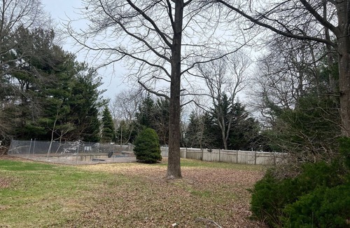 East Setauket Villa | Spacious 5-bedroom villa in pleasant Setauket- East Setauket with WiFi, AC