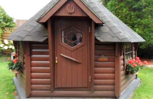 Sandkrug House | Spacious vacation home with 3 bedrooms, covered terrace, barbecue hut NaheOL