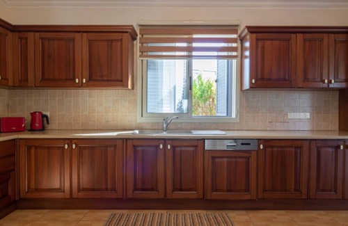 Neo Chorio House | Spacious villa in Latchi by the bitch!
