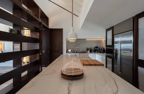 Toiny Villa | Spacious Villa with True Architectural Gem