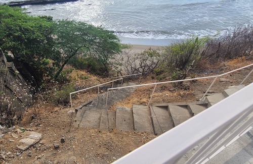 La Boquita House | Spacious water-front house with amazing view and access to the ocean.
