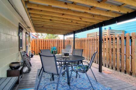 Old Town House | Spanish Village Sunshine Cottage