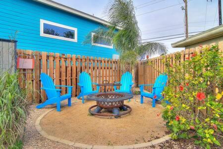 Old Town House | Spanish Village Sunshine Cottage