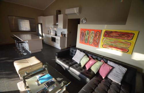 Pietermaai District Apartment | Spanish water view trendy rental