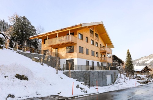 Zweisimmen Apartment | Sparenmoos (OG + DG Nord-Ost) by Interhome