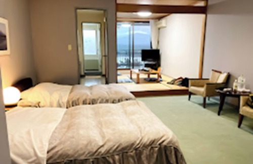 Fujikawaguchiko Hotel | Special JapaneseWestern small roompanoramic view of Mt Fuji Lake Shoji/Minamitsurugun Yamanashi