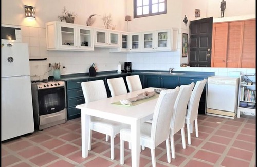 Soto Villa | SPECIAL RATES! Ocean views + private pool, 3-bds/3 baths, kids + pets welcome