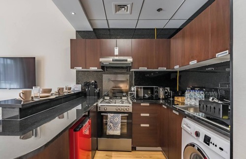 Dubai Sports City Apartment | Special September Rate - Luxurious Studio - Golf View