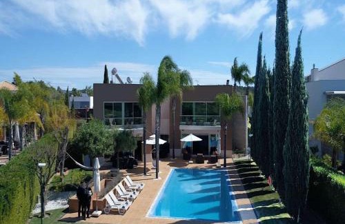 Vilamoura Villa | Special Vilamoura Villa 6 Bedrooms Villa Lagoon Private Pool With Great Golf Course Views Algarve