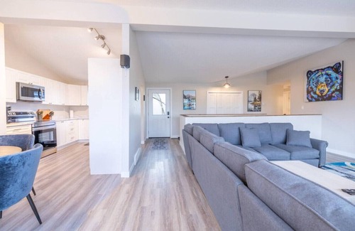 Hinton House | Specifically Designed for Large Families