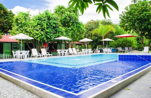 Girardot Apartment | SPECTACULAR APARTMENT IN PRIVATE ESTATE