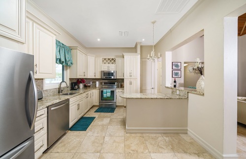 Jimmy Hill Villa | SPECTACULAR BEACHFRONT VILLA DIRECTLY ON AMAZING WHITE SANDY BEACH