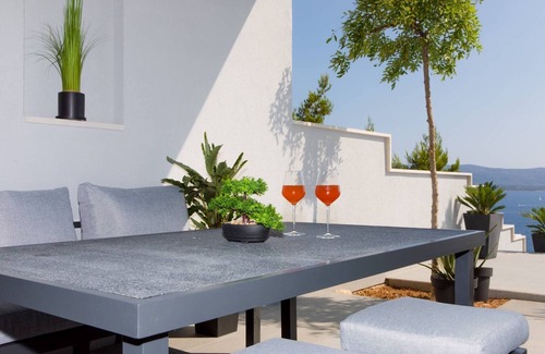Murvica Villa | Spectacular Bol Island Sea View Villa with Pool - Four Bedroom Villa with Pool