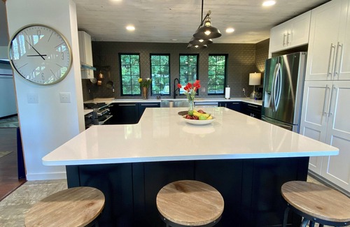 Ellicottville Ski Chalet | Spectacular chalet with view of ski slopes!