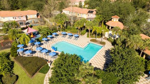 West Kissimmee House | Spectacular House with 3 BR - Private Pool, BBQ - Minutes from Disney!