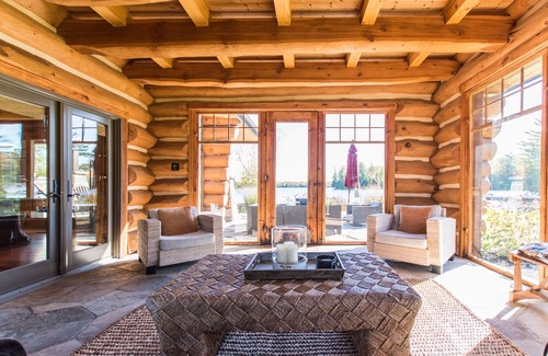 McDougall House | Spectacular Log and Timber Frame Retreat