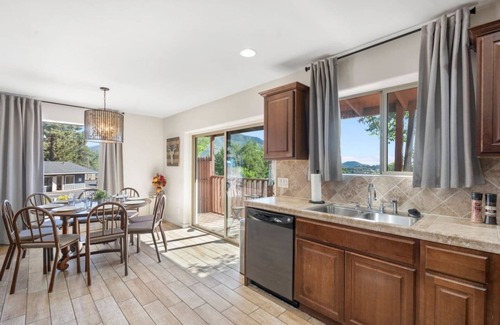 Flagstaff House | Spectacular Mountainview Retreat
