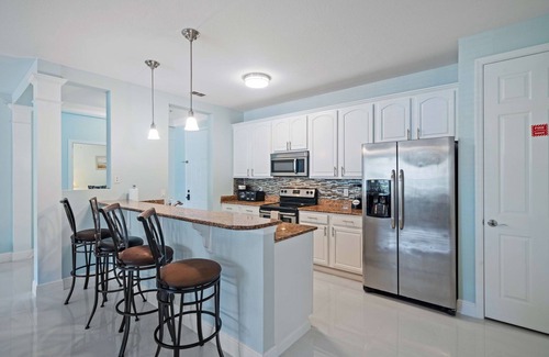 Florida Central Atlantic Coast Condo | Spectacular new Spotless Condo Minutes to Disney, Universal, SeaWorld 1823 sqft