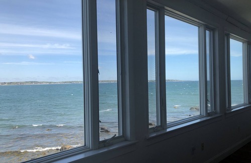 Little Nahant Apartment | Spectacular OCEANFRONT apt near BOSTON, SALEM + Logan Airport