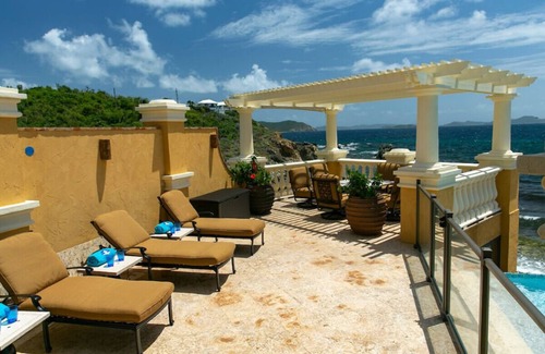 Estate Johns Folly Villa | Spectacular Oceanfront 4 BDRM Expansive Villa