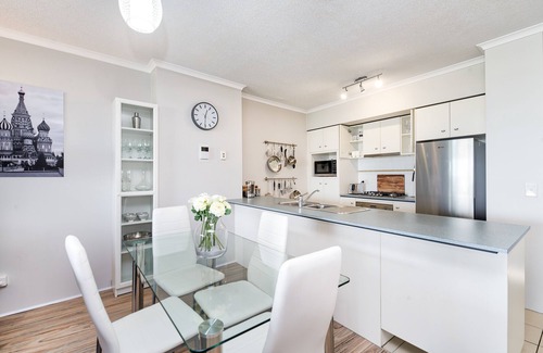 Brisbane Central Business District Apartment | Spectacular Riverside Apartment ~ Brisbane CBD!