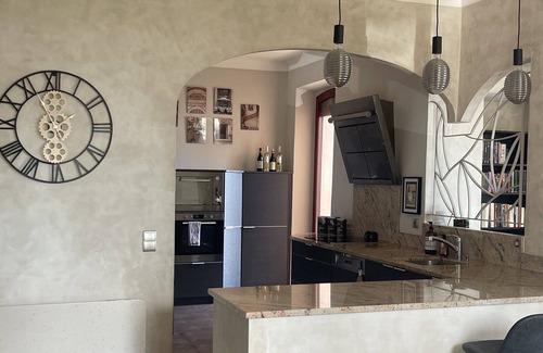 Espero-Pax Apartment | Spectacular sea views, walk to mulitple Mediterranean beaches