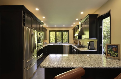 Stowe Hollow House | Spectacular Stowe Home for Fun Family Vacations! Eco friendly/EV Charging!