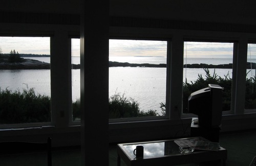 South Bristol House | Spectacular View from Christmas Cove, Maine. New dates available!
