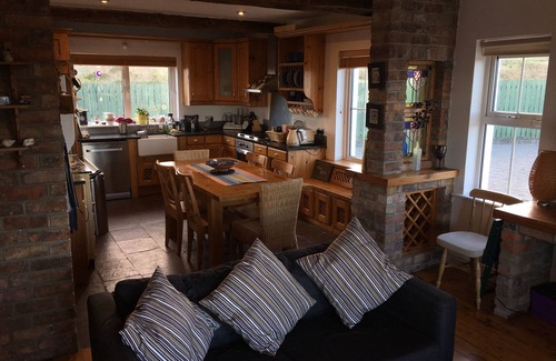 Culdaff House | Spectaular Home Overlooking Culdaff Beach on the Wild Atlantic Way