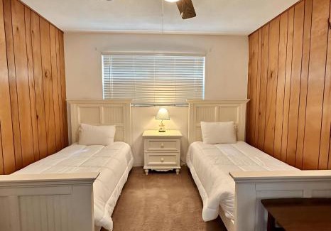 South Daytona House | Speed & Sand Pool Table, Parking & Minutes to Beach Or Speedway
