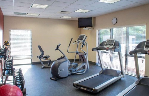 Bearss Plaza House | Speedy access to fun and flights