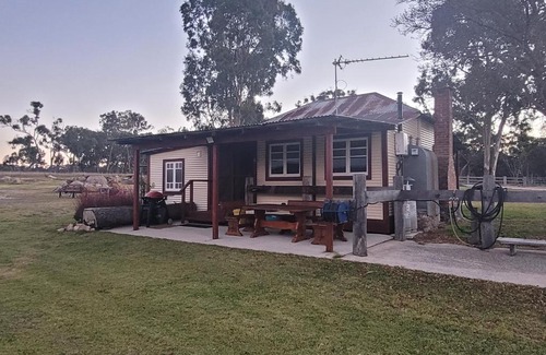 Broadwater House | Spencer Lane Cottage & Granny Flat