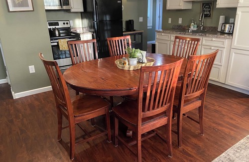 Spencer Apartment | Spencer Village Colonial 2