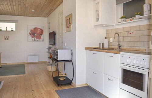 Nybrostrand Apartment | Spend a fantastic vacation in this cozy vacation home in Nybrostrand.