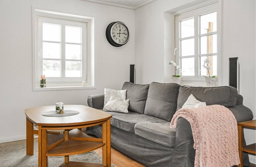 Saffle House | Spend a relaxing vacation in this vacation home with a beautiful view of the countryside.