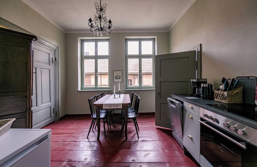 Halberstadt Apartment | Spend the night in a monument, heavenly bed in the middle of the old town