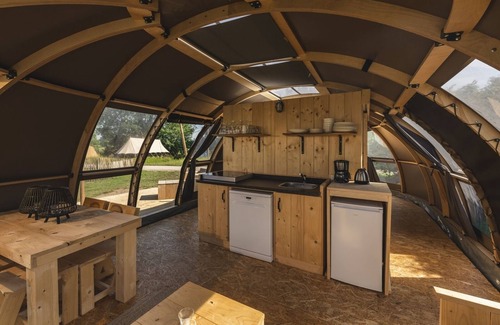Zuna Cabin | Spend the night in this special Dome with private bathroom and hot tub