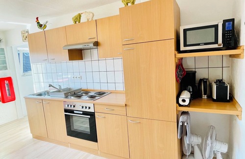 Leese Apartment | Spend the night on the "Old Hoop"