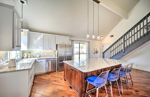Pedernales Canyon Ranch House | Spicewood Vacation Rental with Infinity Pool!