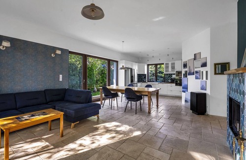 Mokotow Apartment | Spiralna 3-Bedroom Apartment