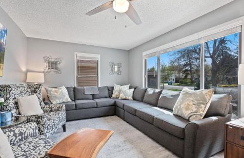 Martinez Park House | Spirit of the Rockies - Private Backyard & Hot Tub