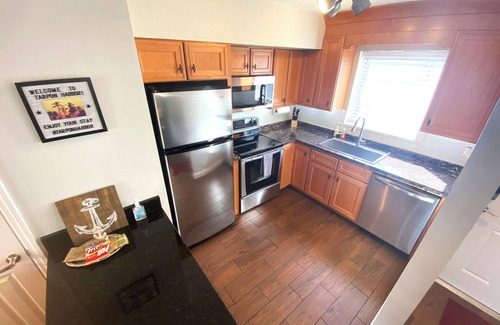 Downtown Fort Lauderdale House | Splash, Grill & Chill Near Beaches - Tarpon Harbor 1