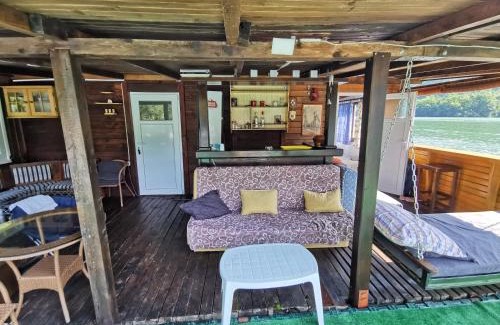 Rogatica House | Splav Drina-Višegrad