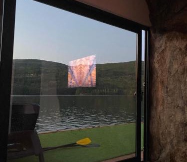 Bajina Basta House | Splav Galija Perucac