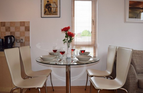 Vassall Apartment | Splendid 1 bed flat in Stockwell (sleeps 4)