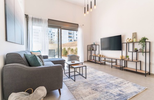 Nahariya Apartment | Splendid Achziv Garden Apartment