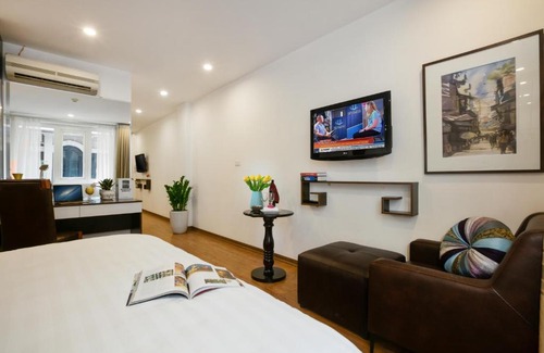 Hang Trong Hotel | Splendid Holiday Hotel