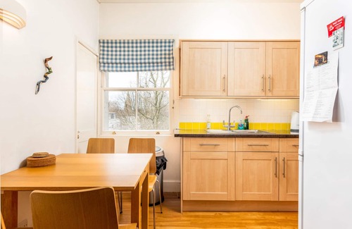 Chelsea Apartment | Splendid, light and spacious apartment between Fulham and Kings Rd Chelsea.