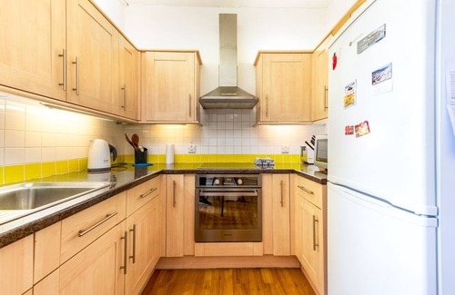 Chelsea Apartment | Splendid, light and spacious apartment between Fulham and Kings Rd Chelsea.