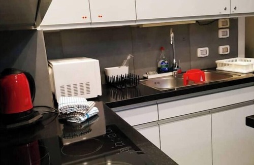 Bayit VeGan House | Splendid renovated 3-room apartment WIFI A/C terrace